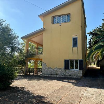 Villa contrada acquagrande