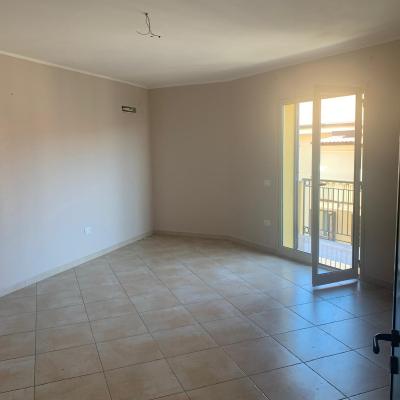 via nenni primo piano